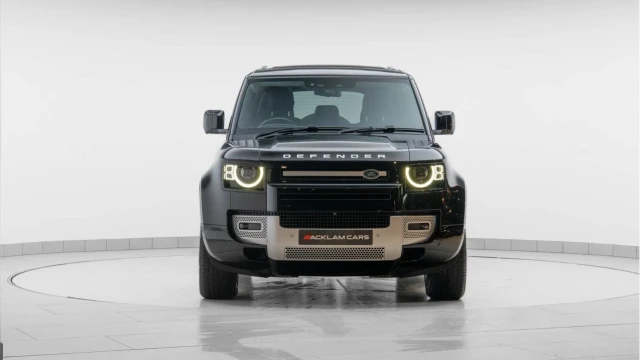Land Rover Defender (72 Reg) 110 3.0 D250 XS Edition (7 Seat) Image 7