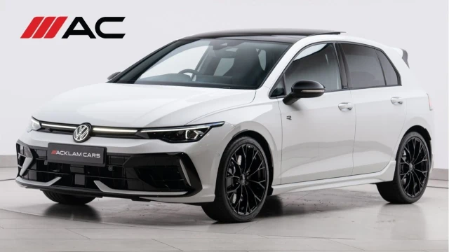 Volkswagen Golf (74 Reg) R 2.0TSI Black Edition 4Motion DSG (VAT Q) Image 1