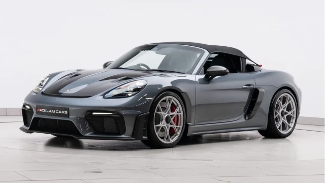 Porsche 718 (74 Reg) 4.0 Spyder RS PDK (Weissach) (VAT Q) Image 2