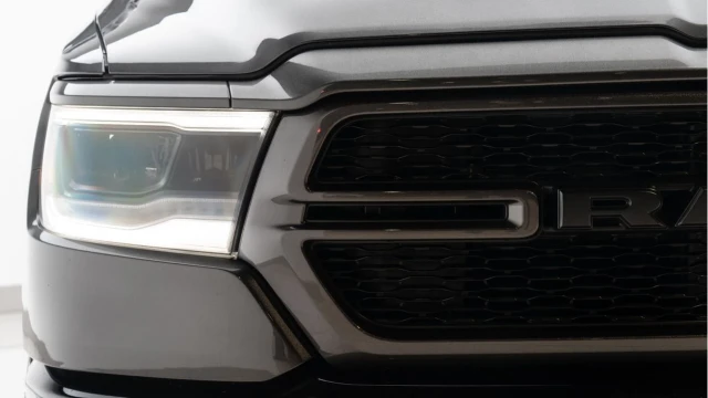 Dodge Ram 1500 (23 Reg) 5.7 V8 Hemi Big Horn 4x4 Image 8