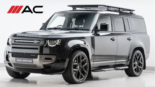 Land Rover Defender (23 Reg) 130 3.0 D300 X-Dynamic HSE (8 Seat) Image 1
