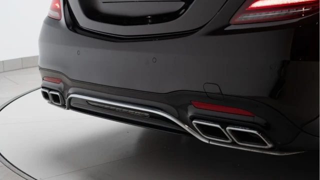 Mercedes-Benz S Class (69 Reg) AMG S63 4.0 V8 Executive LWB Image 8