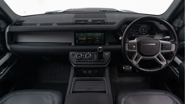 Land Rover Defender (21 Reg) 90 3.0 D250 SE (Bespoke) Image 2