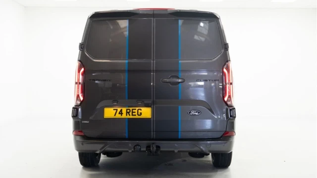 Ford Transit Custom Sport (74 Reg) 320 2.5 Duratec Plug In Hybrid (5 Seat) (+VAT) Image 8