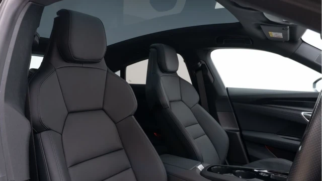 Audi E-Tron Gt (22 Reg) Quattro Image 3
