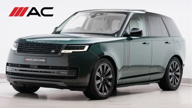 Land Rover Range Rover (72 Reg) 3.0 P440e Autobiography Hybrid (Shadow Pack) Image 1