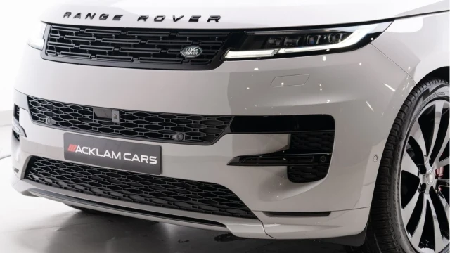 Land Rover Range Rover Sport (73 Reg) 3.0 D300 Dynamic SE (Black Pack) Image 8