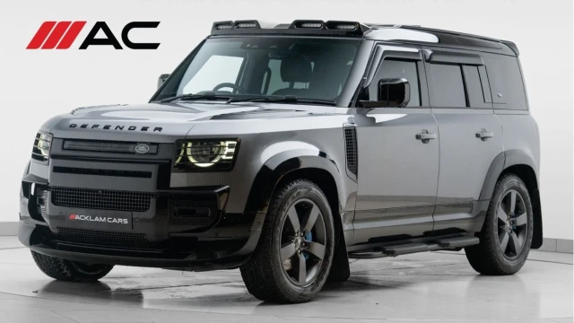 Land Rover Defender 110 (24 Reg) 110 3.0 D300 X-Dynamic SE Image 1
