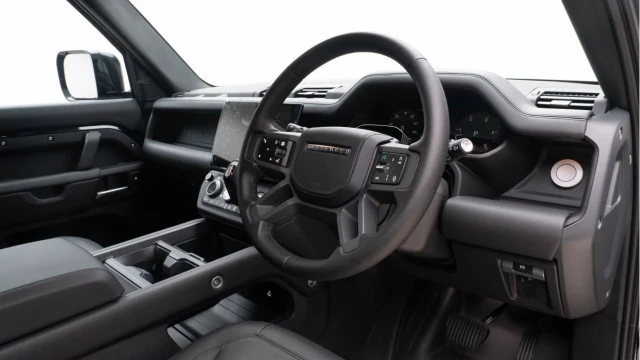 Land Rover Defender (75 Reg) 110 3.0 D350 X-Dynamic HSE Hard Top Commercial (Bespoke) (+VAT) Image 2