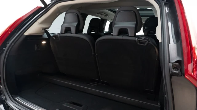 Volvo XC90 (23 Reg) 2.0 T8 Recharge Ultimate Dark AWD (7 Seat) (Hybrid) Image 4