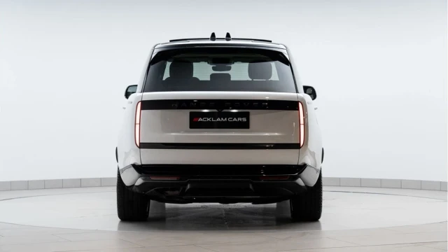 Land Rover Range Rover (74 Reg) 3.0 D350 SE (Shadow) Image 6