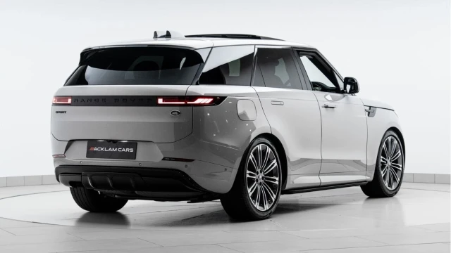 Land Rover Range Rover Sport (23 Reg) 3.0 D300 Dynamic SE (Black Pack) Image 7