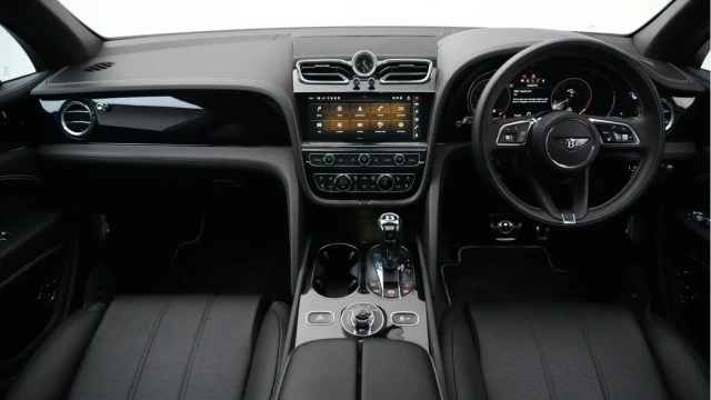 Bentley Bentayga (22 Reg) 4.0 V8 (Mulliner) Image 2