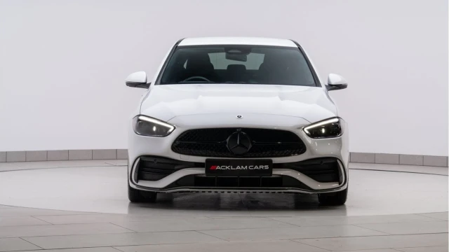 Mercedes-Benz C Class (73 Reg) C300 2.0D AMG Line Premium Image 4