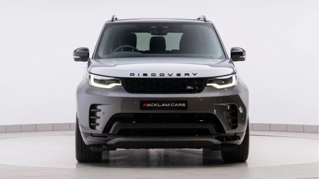 Land Rover Discovery (74 Reg) 3.0 D300 Dynamic SE Image 7