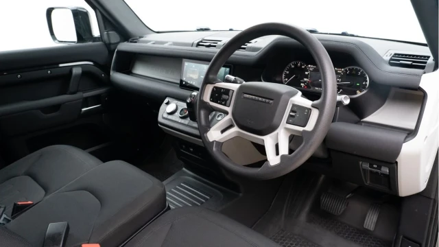 Land Rover Defender (21 Reg) 90 3.0 D200 Hard Top (3 Seat) (+VAT) Image 2