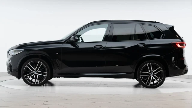 BMW X5 (21 Reg) 3.0 30D M Sport xDrive Image 4