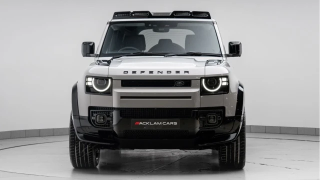 Land Rover Defender (75 Reg) 110 3.0 D250 S (Bespoke) Image 4