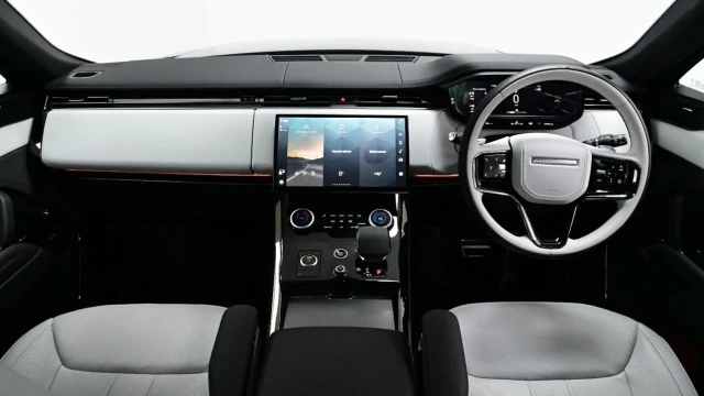 Land Rover Range Rover Sport (23 Reg) 3.0 D300 Dynamic SE Image 2
