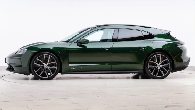 Porsche Taycan (74 Reg) 4S Sport Turismo (VAT Q) Image 4