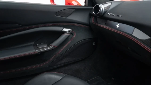 Ferrari F8 (22 Reg) 3.9 V8 Tributo Image 5
