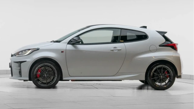 Toyota Yaris (22 Reg) 1.6 GR Circuit Image 4