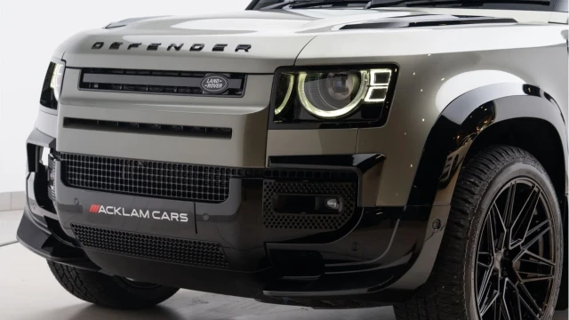 Land Rover Defender (74 Reg) 110 3.0 D350 X-Dynamic HSE (2025 Model) (Bespoke) (VAT Q) Image 7
