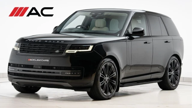 Land Rover Range Rover (73 Reg) 3.0 D350 HSE (Shadow Pack) Image 1