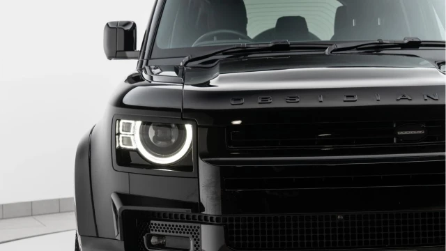 Land Rover Defender (24 Reg) 110 3.0 D250 XS Edition (Obsidian) Image 8
