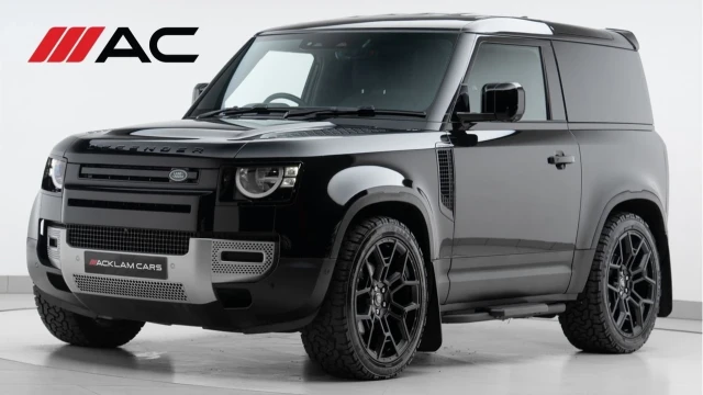Land Rover Defender (24 Reg) 90 3.0 D250 Hard Top Commercial (3 Seat) (+VAT) Image 1