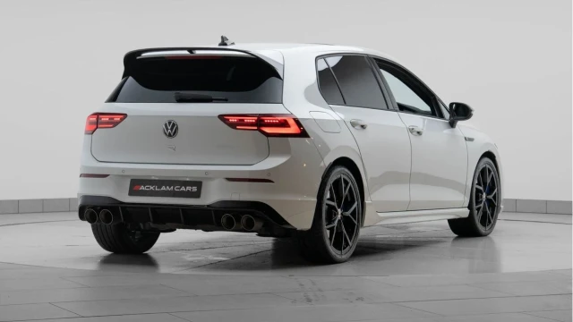 Volkswagen Golf (23 Reg) R 2.0TSI 4Motion (R Performance) Image 5