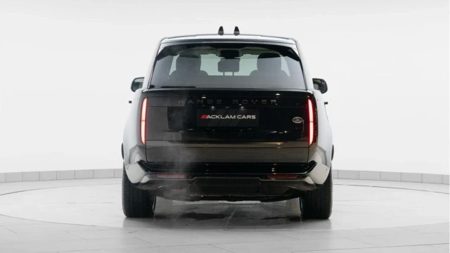 Land Rover Range Rover (23 Reg) 3.0 D300 SE (Shadow Pack) Image 5
