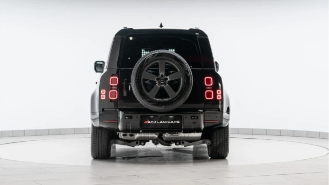 Land Rover Defender (25 Reg) 110 3.0 D350 X-Dynamic HSE Hard Top Commercial (3 Seat) (+VAT) Image 6