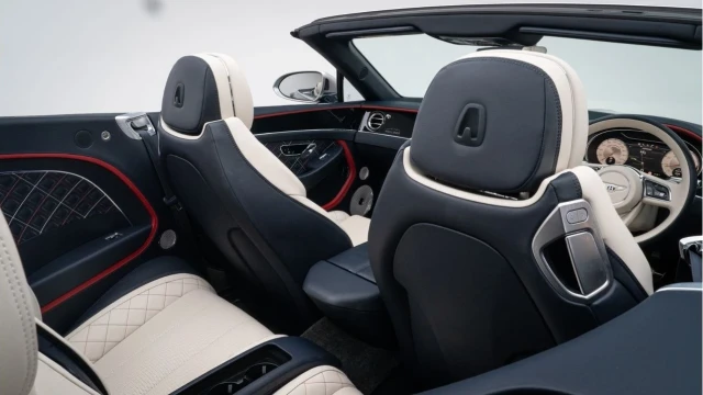 Bentley Continental (23 Reg) 4.0 V8 Mulliner Edition Convertible Image 5