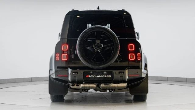 Land Rover Defender (75 Reg) 110 3.0 D250 X-Dynamic SE Hard Top Commercial (3 Seat) (+VAT) Image 8