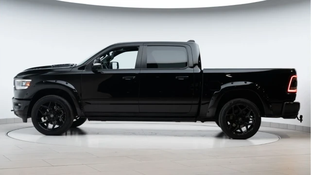 Dodge RAM 1500 (23 Reg) 5.7 V8 HEMI Laramie Night Edition (+VAT) Image 4
