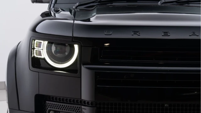 Land Rover Defender (24 Reg) 90 3.0 D250 HSE Hard Top Commercial (3 Seat) (Bespoke URBAN) (+VAT) Image 8