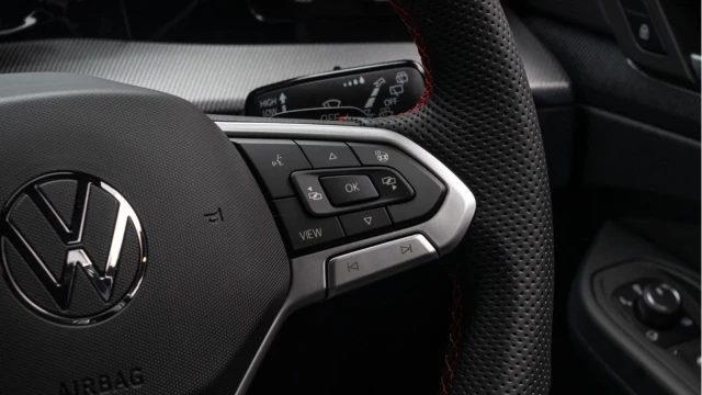Volkswagen Golf (74 Reg) 2.0TSI GTI DSG (Mk8.5) Image 6