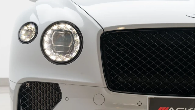 Bentley Continental (19 Reg) 6.0 W12 Coupe (Centenary) Image 8