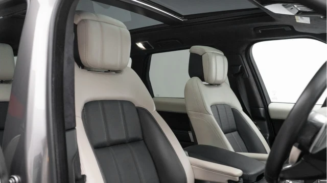 Land Rover Range Rover Sport (71 Reg) 3.0 D300 Autobiography Dynamic Image 3