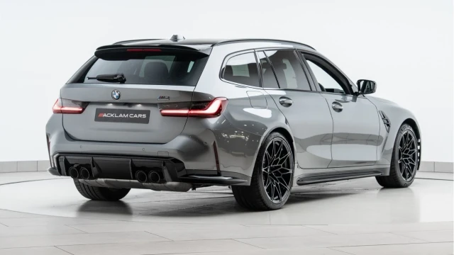 BMW M3 (74 Reg) 3.0 Competition M xDrive Touring (VAT Q) Image 6