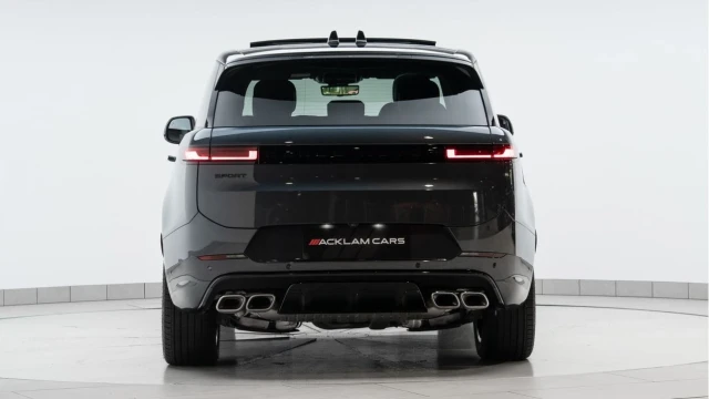 Land Rover Range Rover Sport (25 Reg) 4.4 V8 P530 Autobiography (Black Pack) Image 5