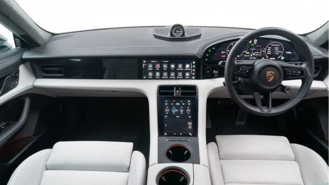 Porsche Taycan (23 Reg) GTS Image 2