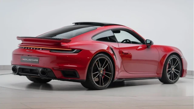 Porsche 911 (71 Reg) 3.8 Turbo Coupe Image 5