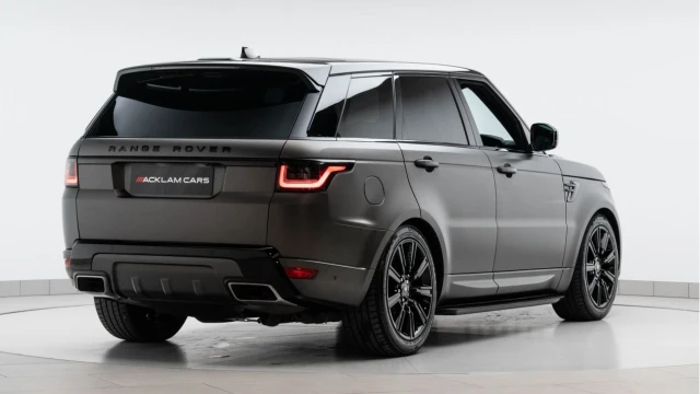 Land Rover Range Rover Sport (71 Reg) 3.0 P400 HST Image 7