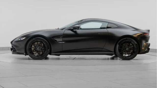Aston Martin Vantage (22 Reg) 4.0 V8 Image 4