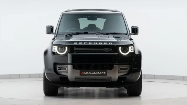 Land Rover Defender (72 Reg) 110 3.0 D250 X-Dynamic SE Image 7