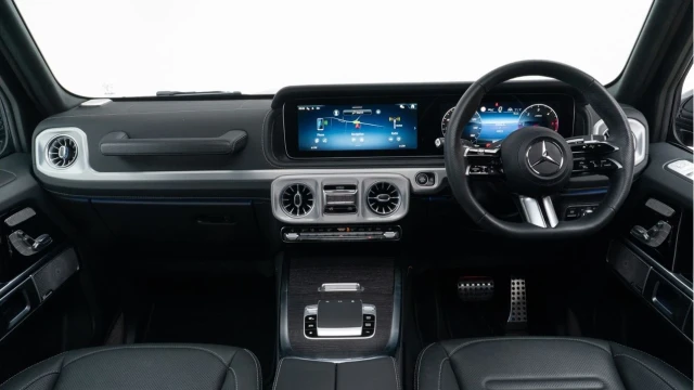 Mercedes-Benz G Class (24 Reg) G450D 3.0 AMG Line Premium Plus 4Matic (Night Pack) Image 2