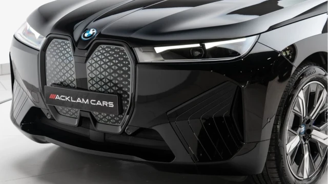 BMW iX (73 Reg) 50 M Sport xDrive Image 7