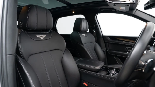 Bentley Bentayga (68 Reg) 4.0 V8 Image 3